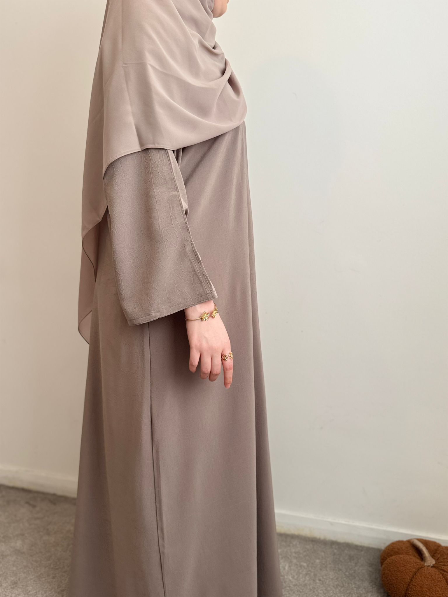 Beige closed  Arwa Abaya thumbnail