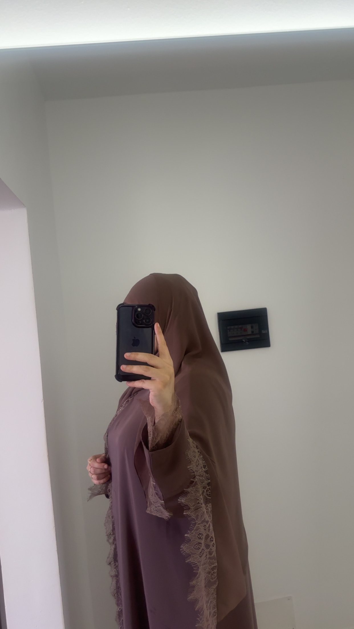 Mocha Lace Grace Abaya thumbnail